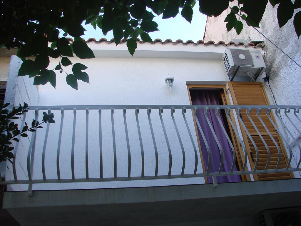 Apartman Restovic Bol Buitenkant foto