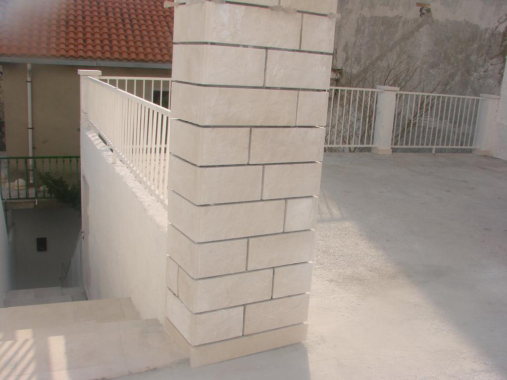 Apartman Restovic Bol Buitenkant foto