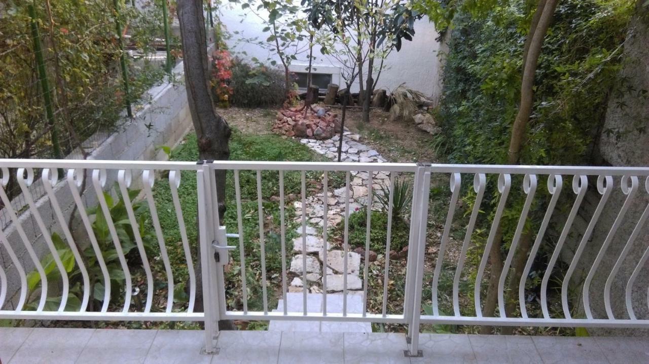 Apartman Restovic Bol Buitenkant foto