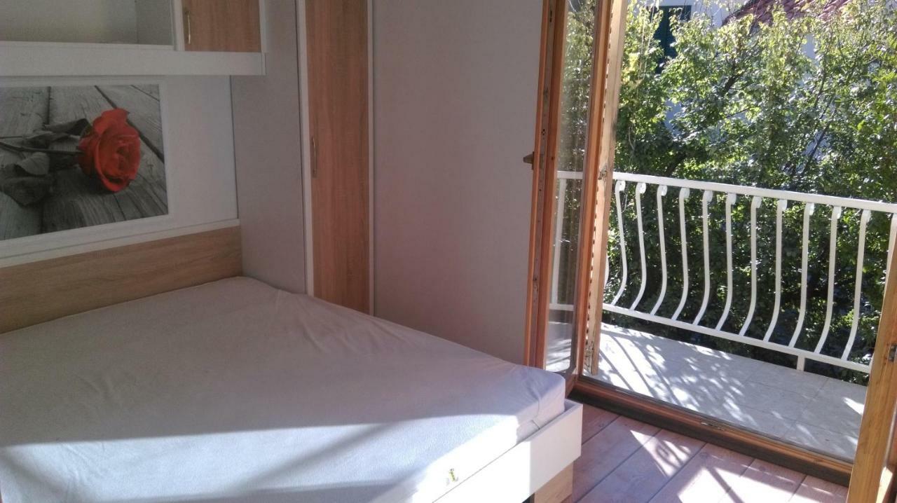 Apartman Restovic Bol Buitenkant foto