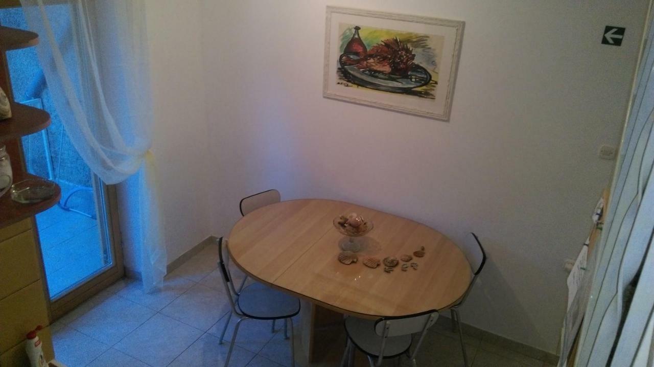 Apartman Restovic Bol Buitenkant foto
