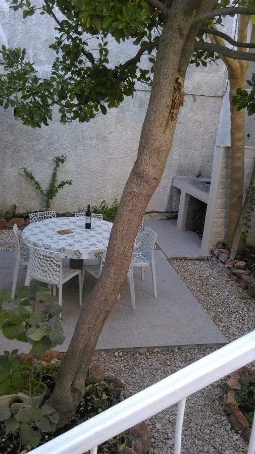 Apartman Restovic Bol Buitenkant foto