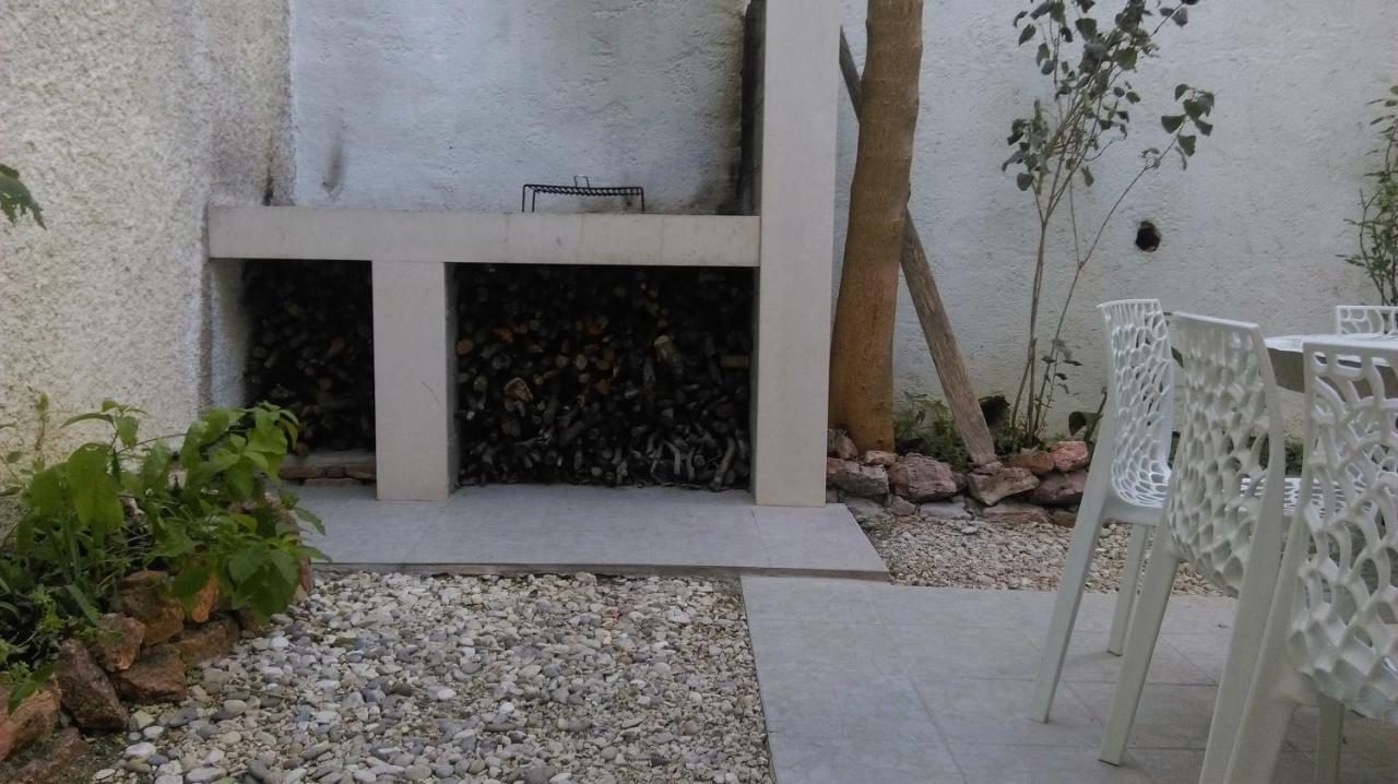 Apartman Restovic Bol Buitenkant foto